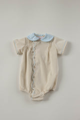 Baine Scalloped Bubble in Ivory Non-Wrinkle Corduroy